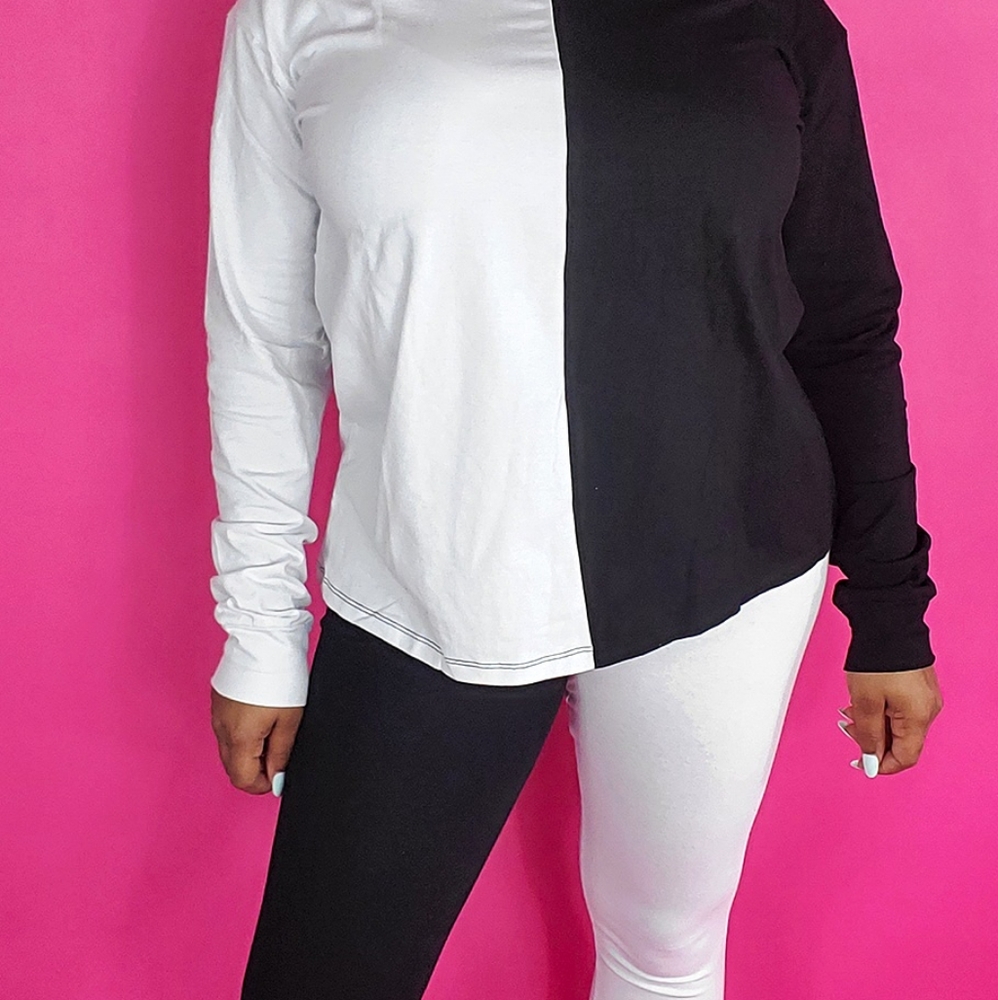 🖤🤍"Block em"  Color block Lounge set BLK🖤🤍 - Picture 2 of 2